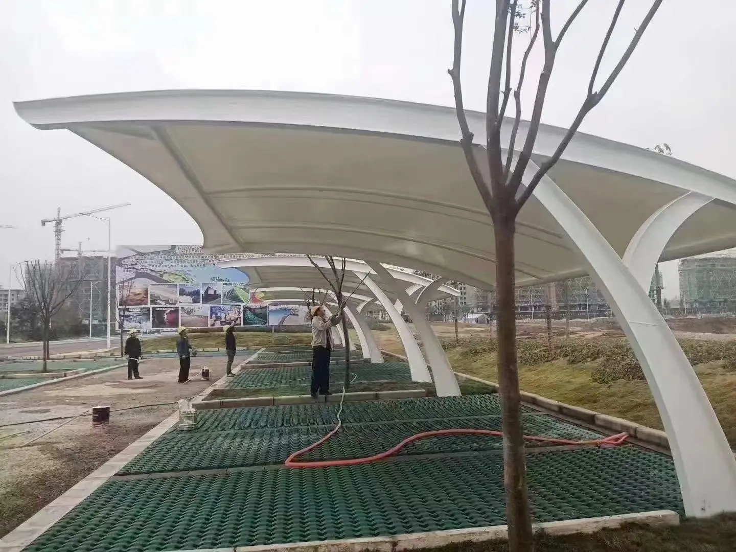 贵州麻江膜结构车棚采购避坑指南:本地气候不同,别拿低价当性价比