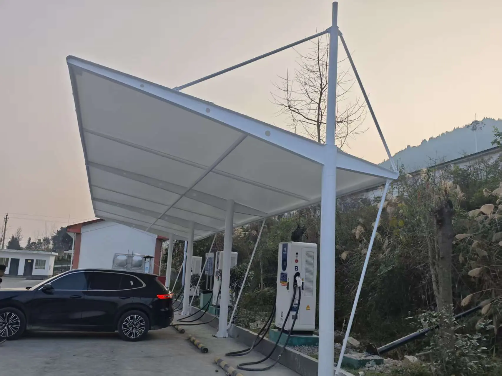 贵州麻江膜结构停车棚怎么选才不踩坑?园区、小区、政府项目都该看看
